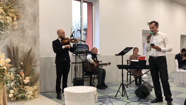 Сегодня день особенный у вас || Виктор Дубина смотреть онлайн