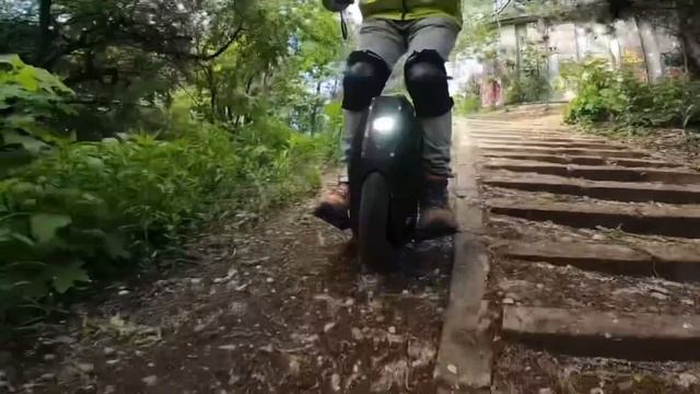 5 BEST ELECTRIC UNICYCLES UNDER $2000