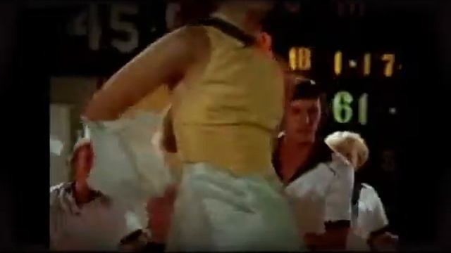 "Я в глазах твоих утону, можно?" смотреть онлайн