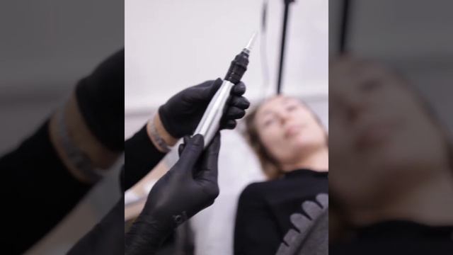 Видеообзор студии Hollywood Brows_Spb смотреть онлайн
