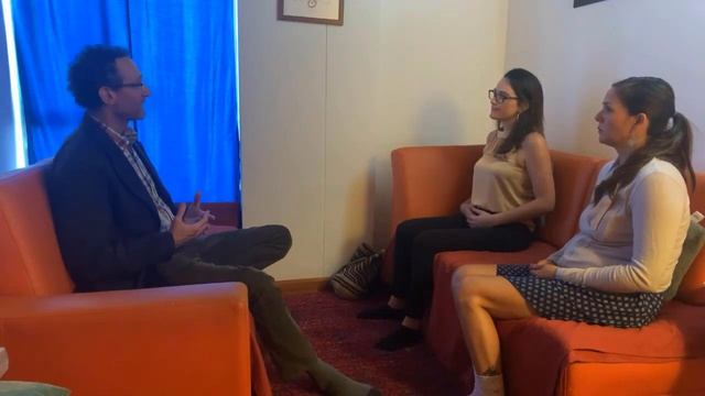 Gestalt Therapy Demonstration: The creative power of a woman смотреть онлайн
