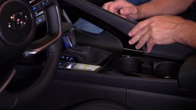 2023 Hyundai Elantra - Electronic P-Brake & Auto Hold смотреть онлайн