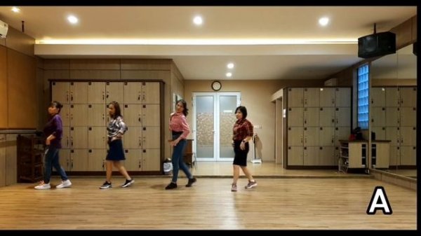 CHAMPS ELYSEES Line Dance