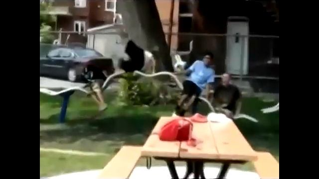 очень интересные качели смотреть онлайн
