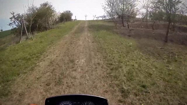 Honda Dominator 650 ...driving uphill .. смотреть онлайн