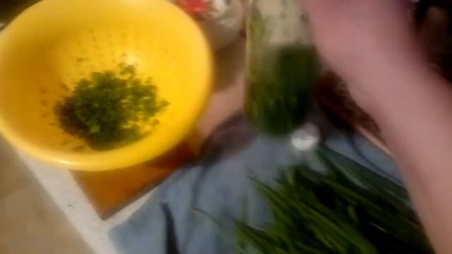 Как я замораживаю зеленый лук// смотреть онлайн