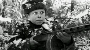 Лев Кассиль. О мальчике Тишке и отряде немцев.