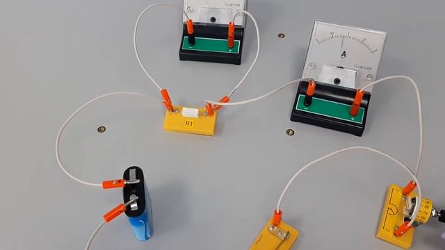 Измерение сопротивления проводника при помощи амперметра и вольтметра