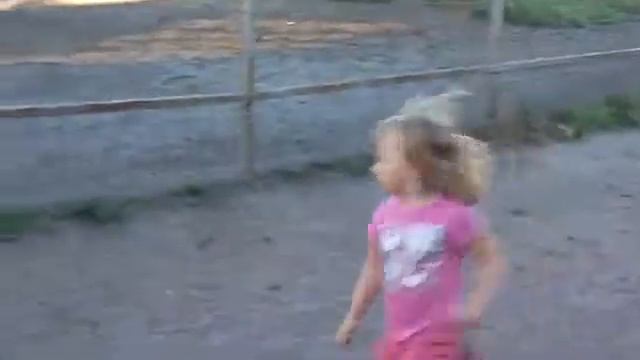 Варя и Прайтер Рокси смотреть онлайн