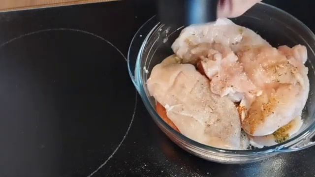Куриное филе под соусом Песто смотреть онлайн