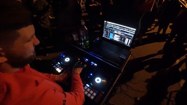 Пацики устроили Уличную тусу в Уссурийске,пришло больше 1000 человек смотреть онлайн