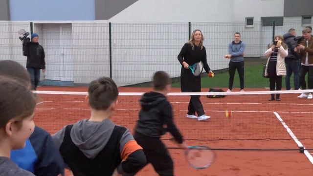 Donna Vekić otvorila drugi javni tenis teren u Osijeku смотреть онлайн