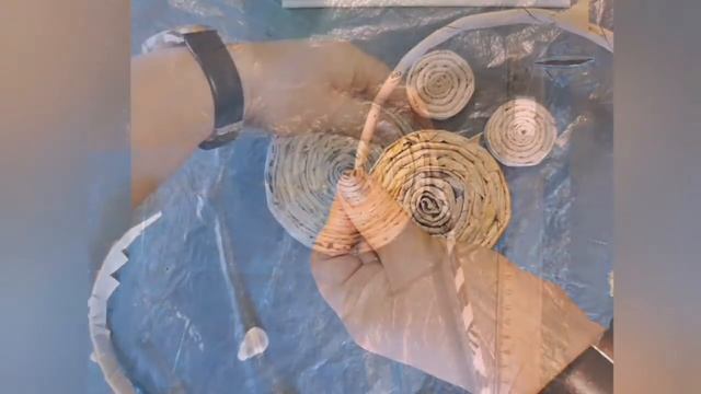 Ваза из газетных трубочек смотреть онлайн