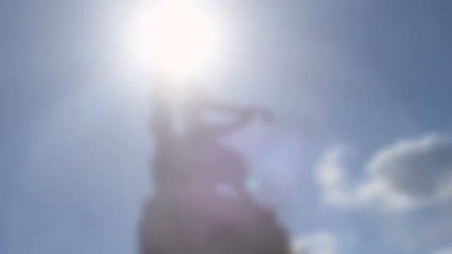 История создания скульптуры "Рабочий и колхозница", после которой вы заставите себя поехать на ВДНХ смотреть онлайн