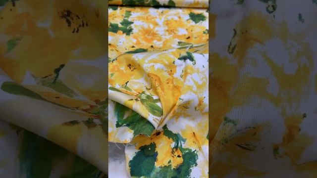 Ткань плательно-костюмный габардин с крупным цветочным принтом MaxMara 0423/568 смотреть онлайн