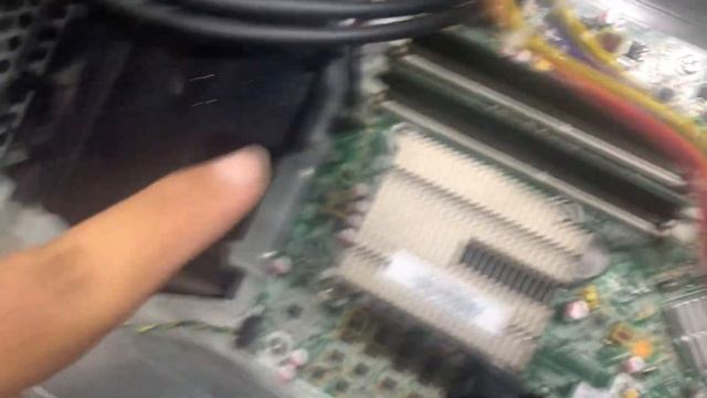Actualizar pc de OFICINA A GAMER !! (i7 2600 con rx 560 de 4gb) 2021 смотреть онлайн
