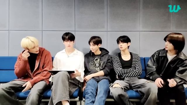 (17/ SUB LIVE) TXT TODAY WEVERSE LIVE (291023) смотреть онлайн