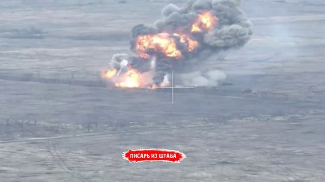 Эпичный подрыв на мине украинского Т-72 смотреть онлайн