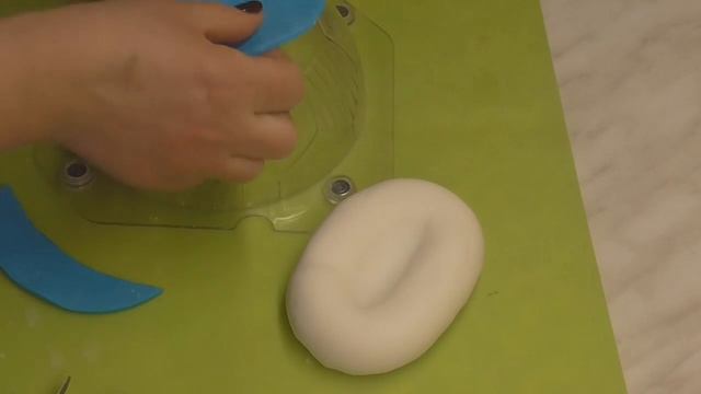 Колыбелька из мастики. смотреть онлайн