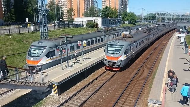 ЭП2Д-0042 ЦППК Перекраска Наше Подмосковье На станции Красный Строитель смотреть онлайн