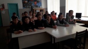 Поздравление мам с 8 Марта от 7б класса!!!