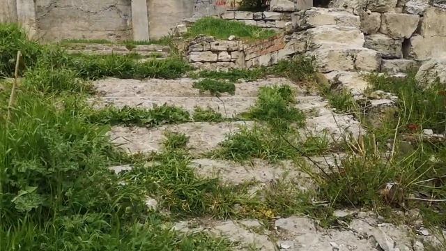 Суровая Митридатская лестница в Керчи смотреть онлайн