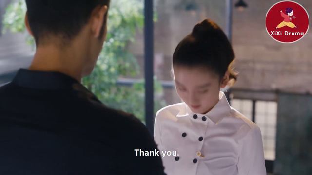 灰姑娘一大早就上演光腿誘惑，總裁直呼受不了，立馬把她趕回房間！