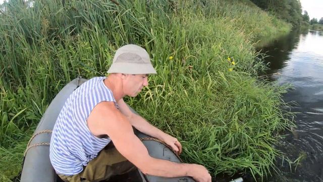 ПОИСКОВЫЙ МАГНИТ С ЛОДКИ !! ТАКОГО Я ЕЩЕ НЕ ВИДЕЛ !!МЕТАЛЛ СО ДНА РЕКИ ! смотреть онлайн