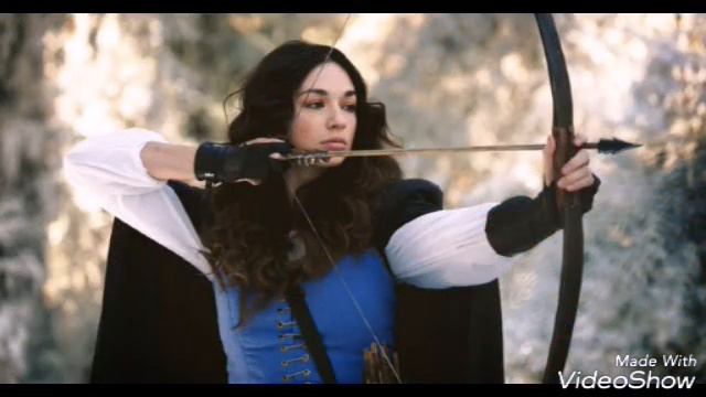 Crystal Reed - Allison  Argent