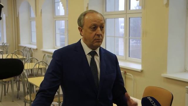 Радаев назвал новый корпус гимназии №7 предновогодним подарком смотреть онлайн