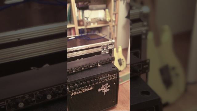 Mesa Boogie Mark III blue stripe - raw guitar track testing Bogner Cabinet 2x12 смотреть онлайн