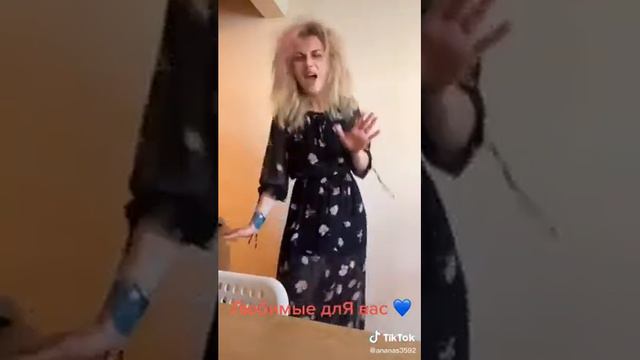 Ой но я не знаю, почему меня так тянет, так тянет.. смотреть онлайн