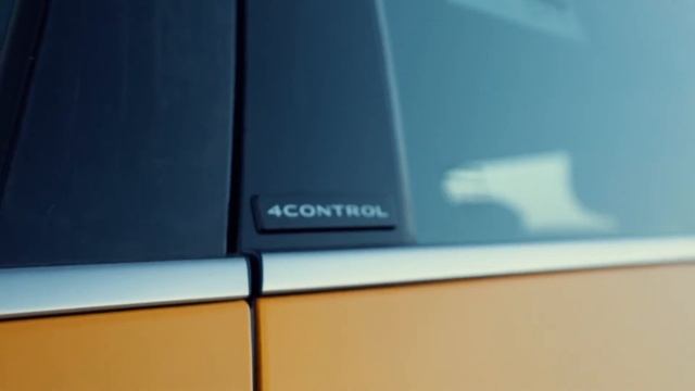 Renault Megane RS B-roll | رينو ميغان ار أس смотреть онлайн