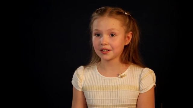 Альбина Шмидт - актриса, спортсменка- фигуристка, вокалистка смотреть онлайн