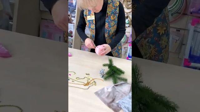 Новогодние шары своими руками. Создаём новогодний декор. Новогодние украшения в подарок. смотреть онлайн