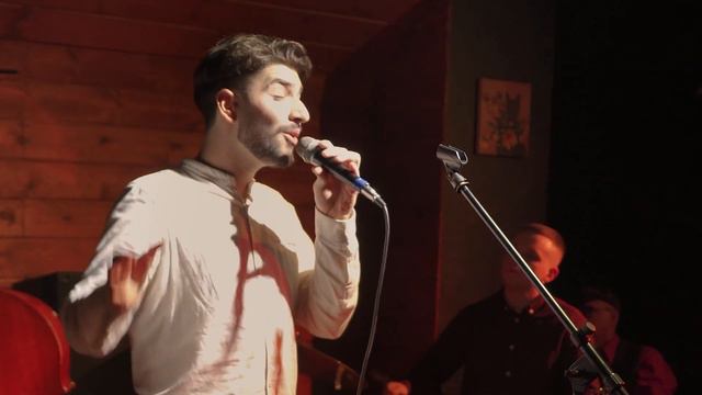 Erik Akopyan — The Last time (Live in Perron№7) смотреть онлайн