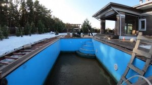 Работы по благоустройству.Отделка уличного бассейна террасной доской.