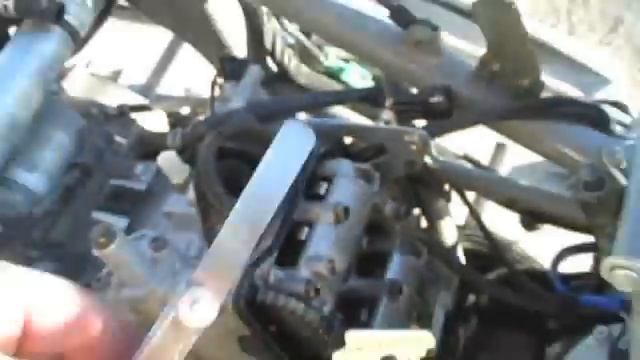 07+ Suzuki Burgman 400 - Valve Inspection - Part 2 | MicBergsma смотреть онлайн