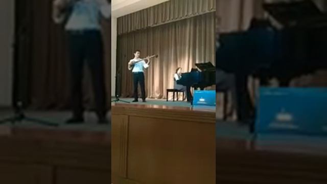 Д.Поппер "Танец эльфов". Шохрух Абдуллаев (кашкарский рубаб), концертмейстер - Альфия Абдуллаева смотреть онлайн