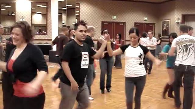ZekeChicago Bachata All Stars teaching Cumbia Reno Bachata Jan 2010 смотреть онлайн