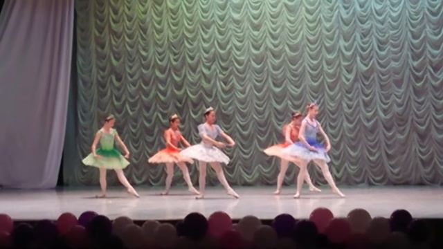 Вариация драгоценных камней из балета Спящая Красавица смотреть онлайн