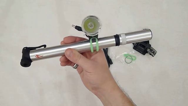 Video review MDY3 bike light by «Road Leader». смотреть онлайн