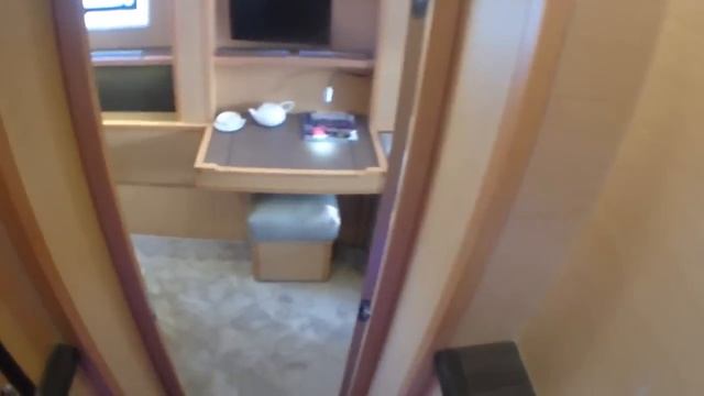 LAGOON 630 смотреть онлайн