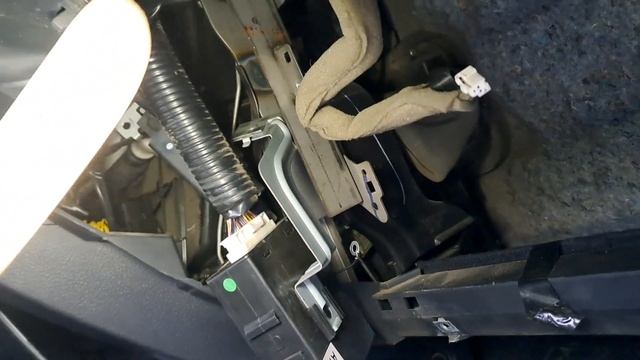 как снять мотор отопителя, (моторчик печки) Nissan tiida 2008 Мексика смотреть онлайн