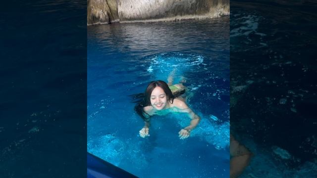 Lisa From Blackpink на отдыхе