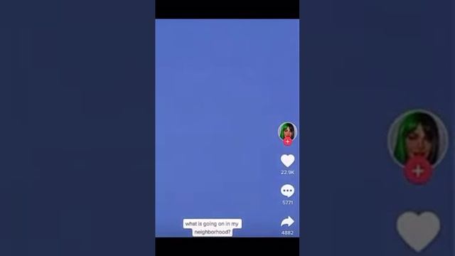 Распыление с вертолета "химтрейлов" на супернизкой высоте, где-то в Европе. смотреть онлайн