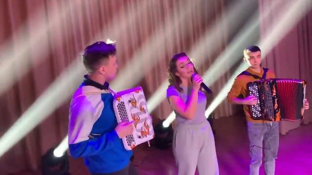 СУПЕР ГОЛОС!!! Ромашкалар. смотреть онлайн