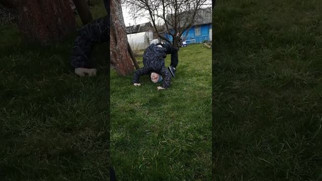 Занимаюсь в брейк дансом карантин Нева всю свою силу. смотреть онлайн
