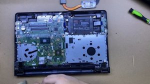 Чистка ноутбука Dell inspiron 15 5100 series 45173 sdppi 2016 и замена жёсткого диска