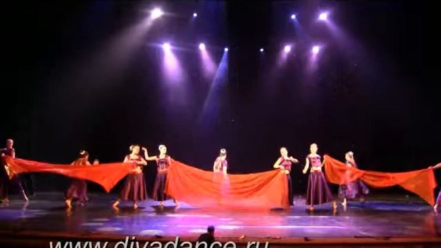 Расскажу о любви Индийские болливудские танцы Isq Risk - Full Song Dance Mere Brother Ki Dulhan